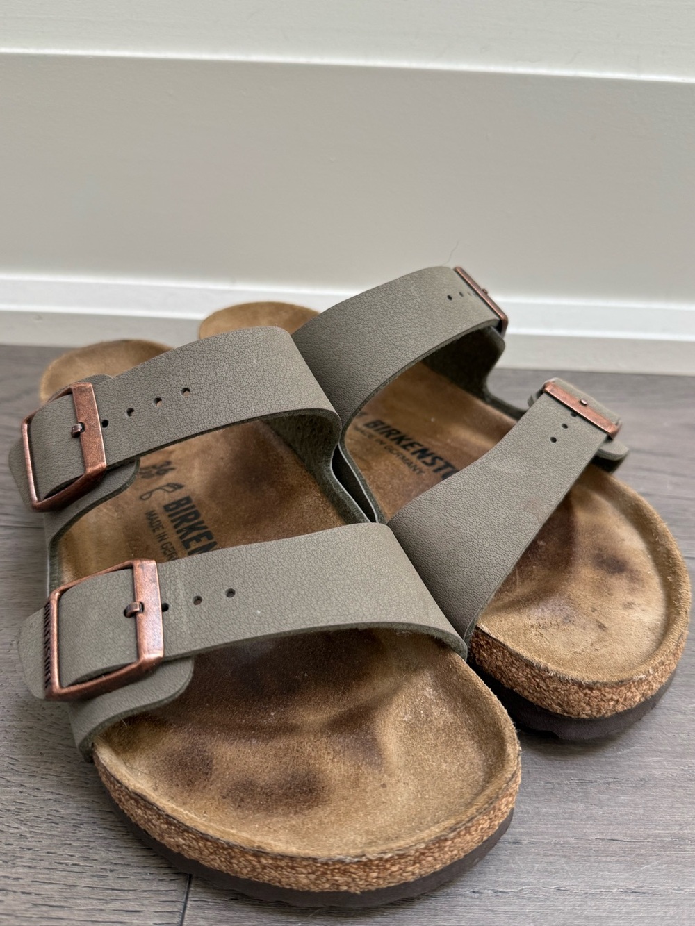 Birkenstock Arizona Stone Olive Grey Birko-Flor Sandals Buckle Size 36 US 5-5.5
